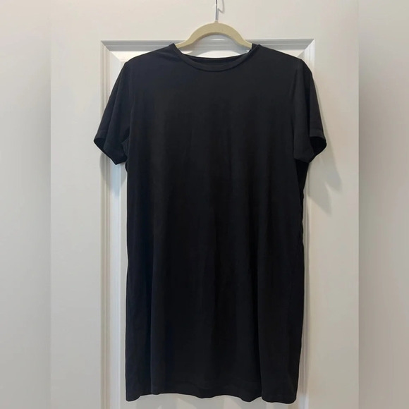 Brandy Melville Dresses & Skirts - Brandy Melville Mini Black Velvet Dress Short Sleeve Crew Neck Tshirt Dress